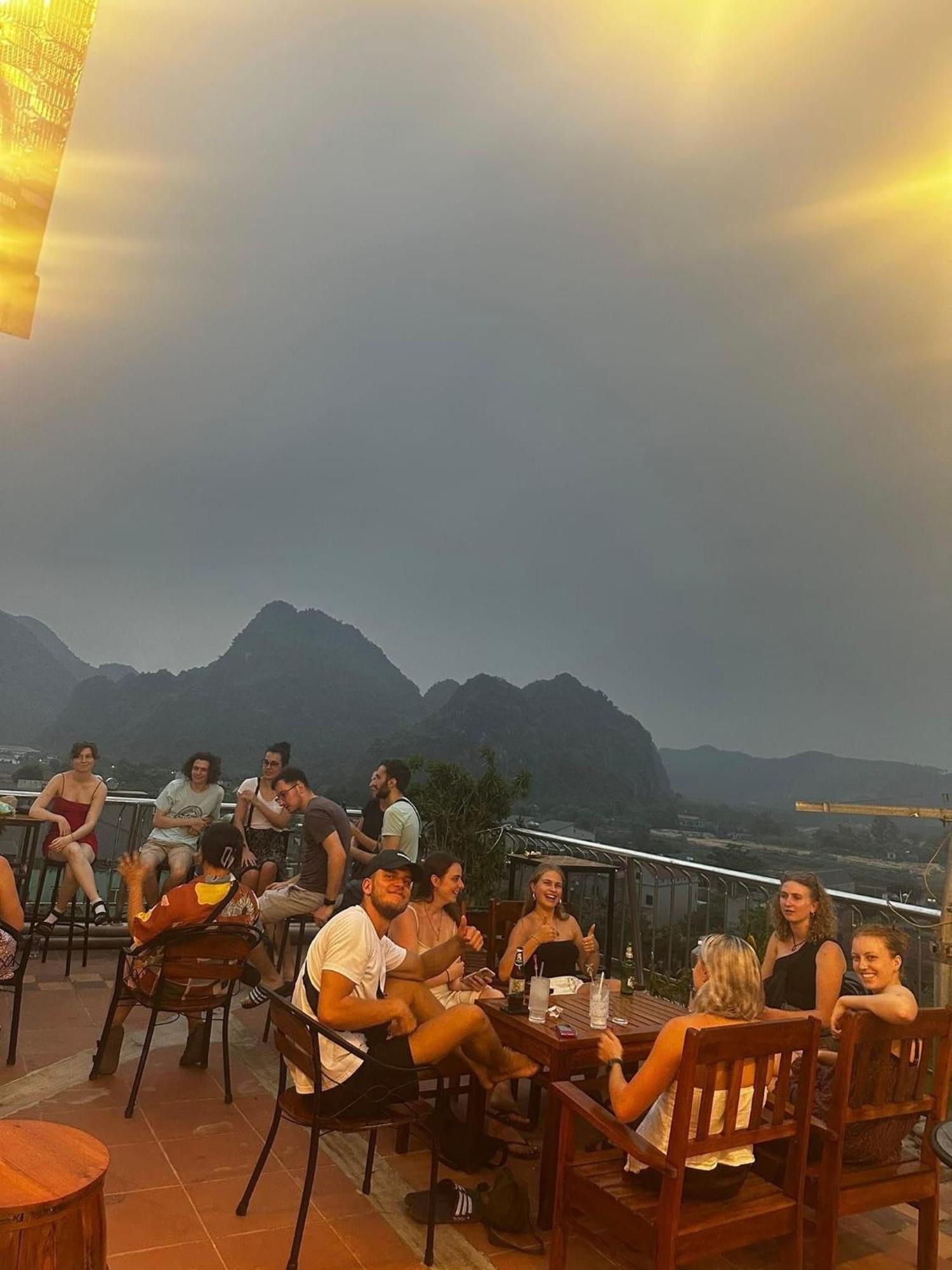 Phong Nha Jasmine Hostel & Roof Top Bar 外观 照片