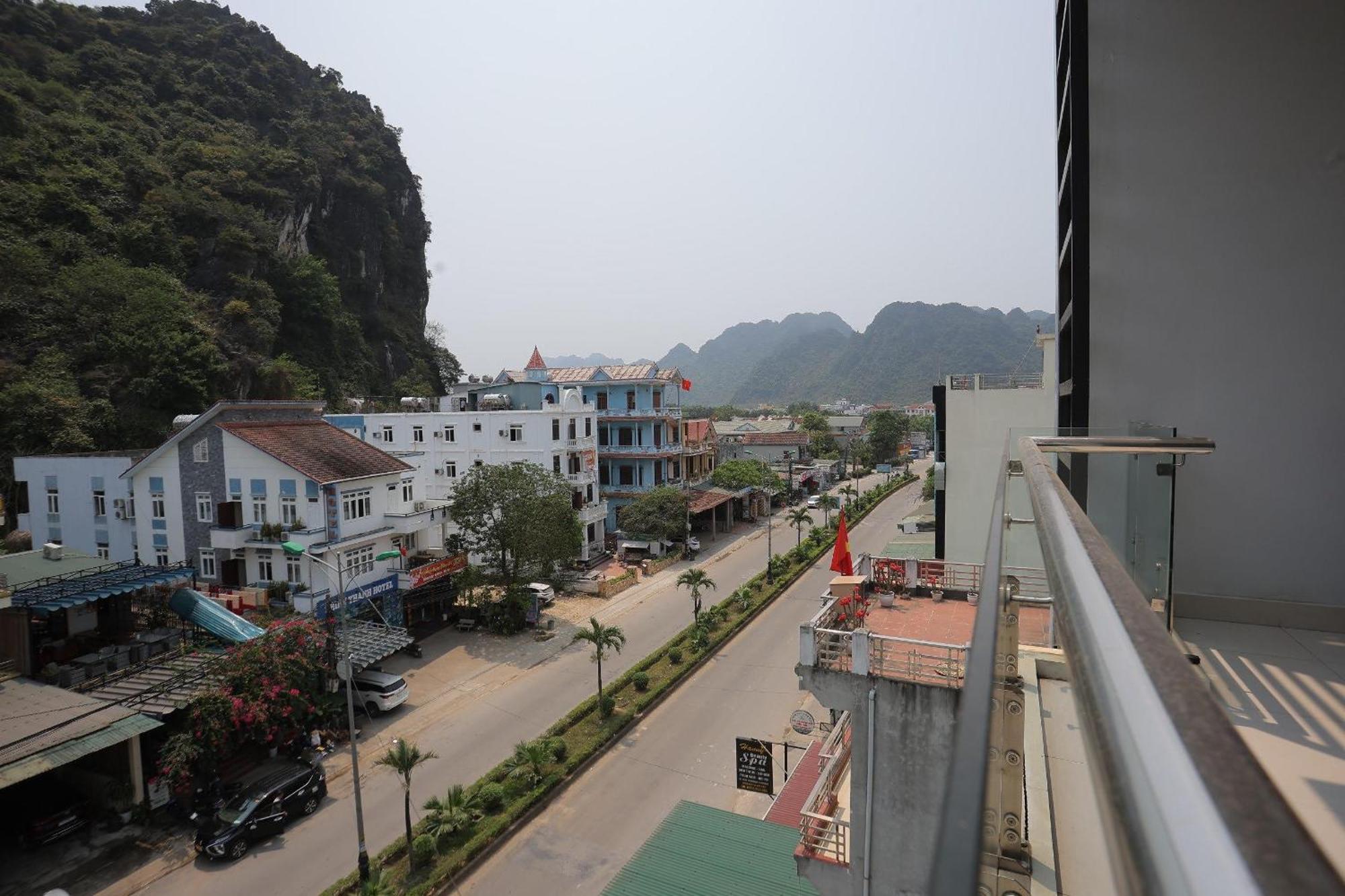 Phong Nha Jasmine Hostel & Roof Top Bar 外观 照片