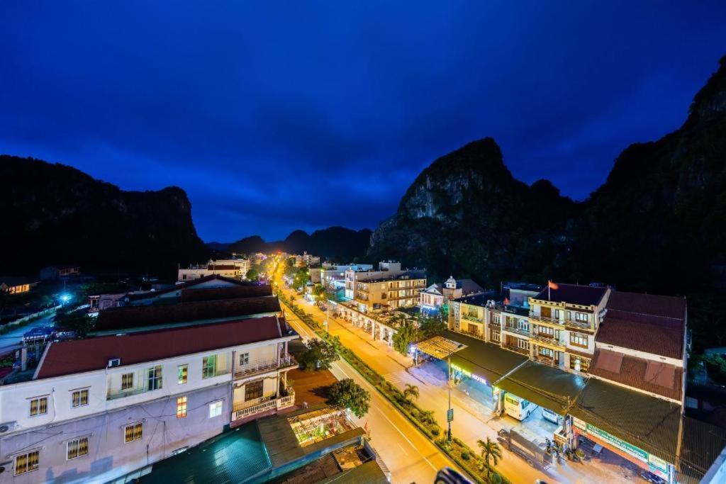 Phong Nha Jasmine Hostel & Roof Top Bar 外观 照片